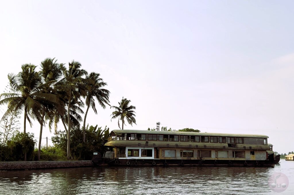 casino houseboat