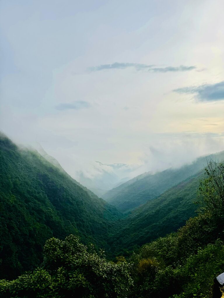 Mawkdok Dympep valley