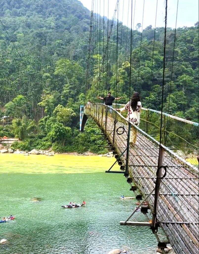 suspension bridge at Shongpdeng